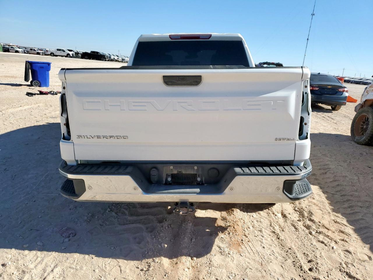 2023 Chevrolet Silverado K1500 - Фото 6