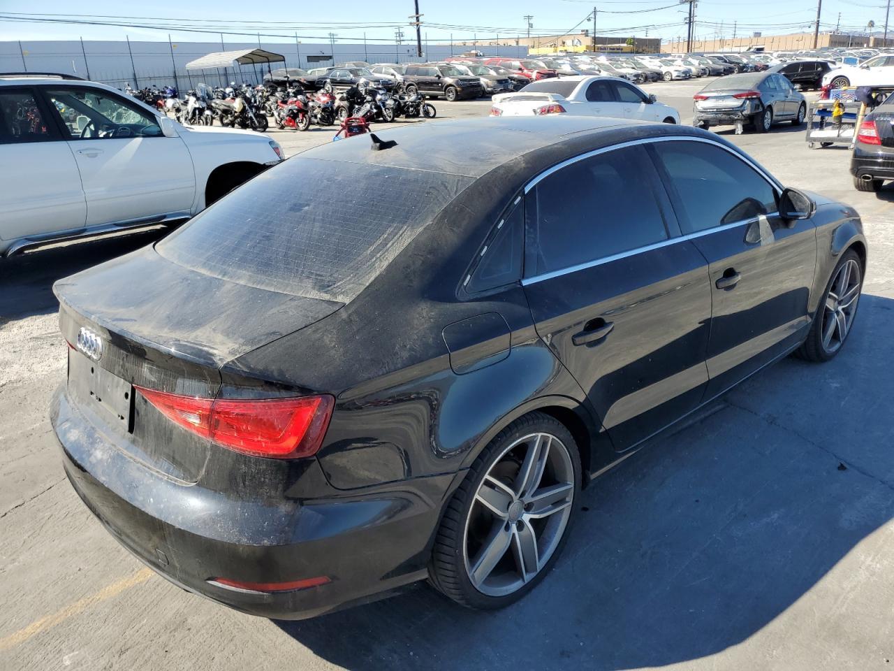 2015 Audi A3 Premium Plus - Фото 3