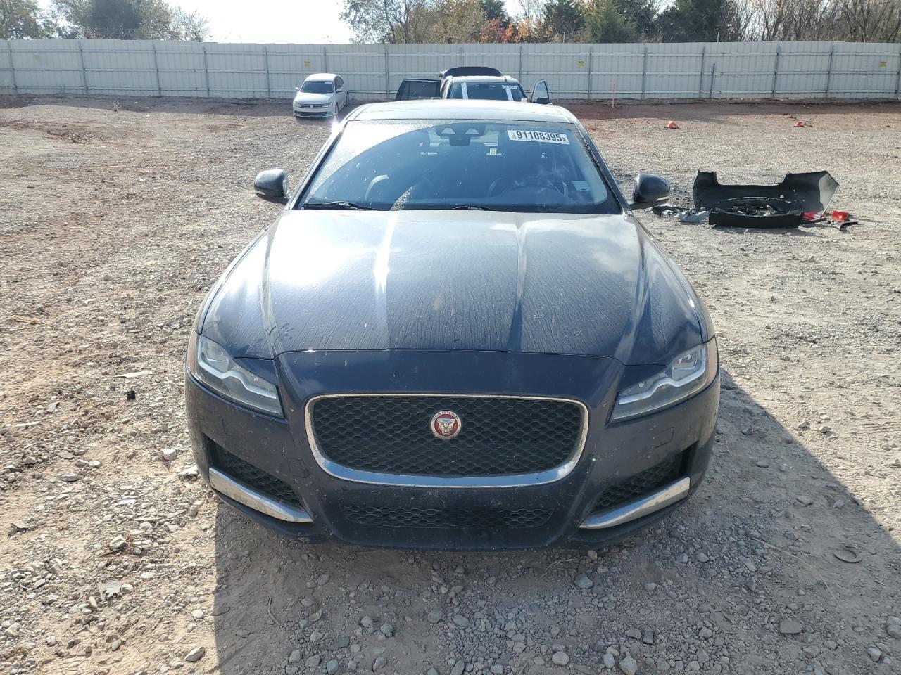 2016 Jaguar Xf Premium - Фото 5