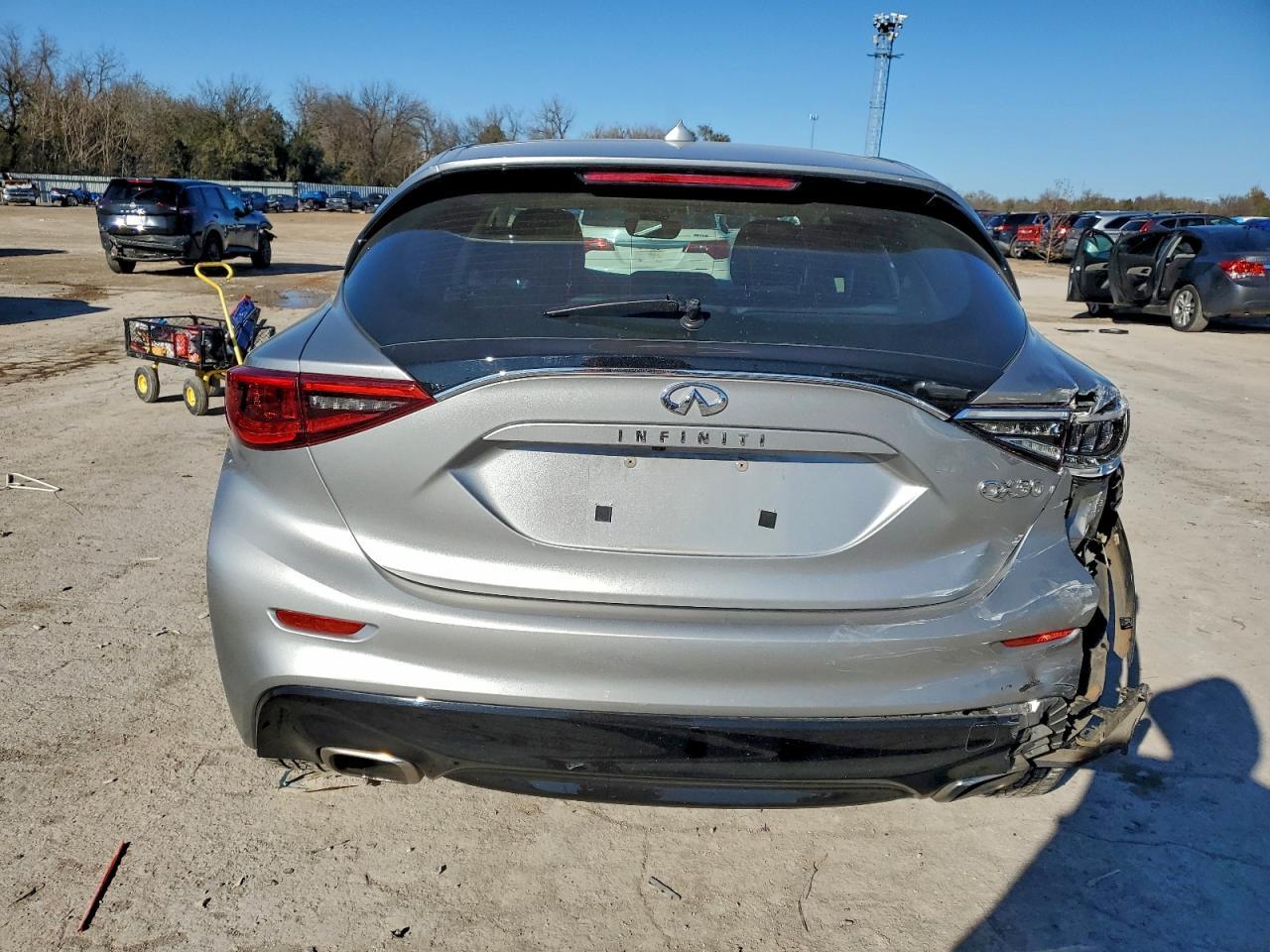 2018 Infiniti Qx30 Base - Image 6