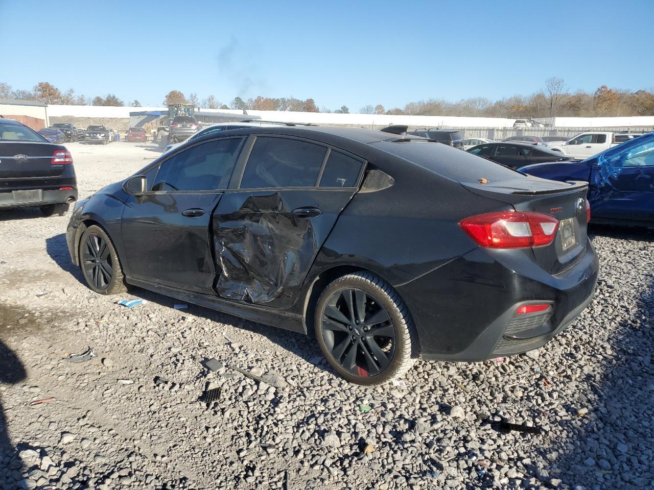 2018 Chevrolet Cruze Lt - Фото 2