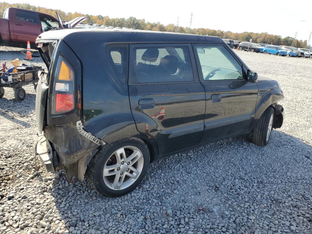 2010 Kia Soul + - Фото 3