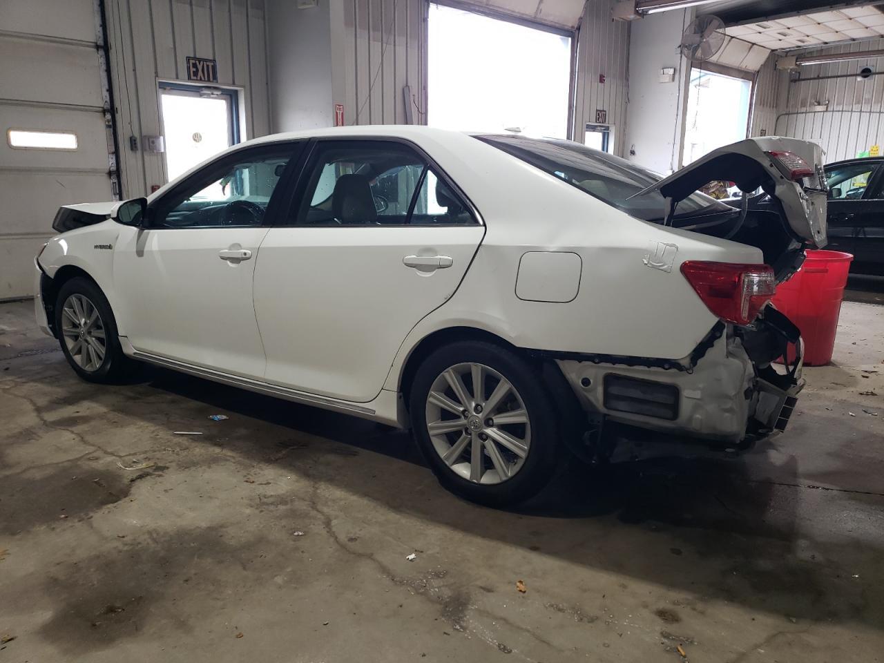 2012 Toyota Camry Hybrid - Фото 2