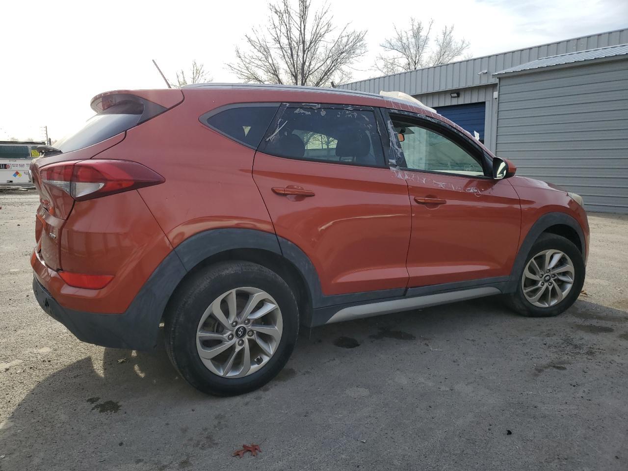 2017 Hyundai Tucson Se - Фото 3