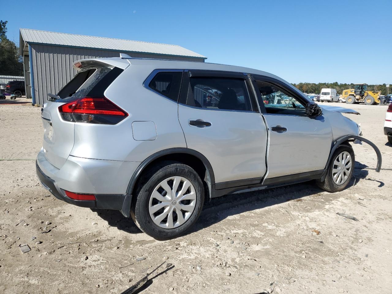 2017 Nissan Rogue S - Фото 3