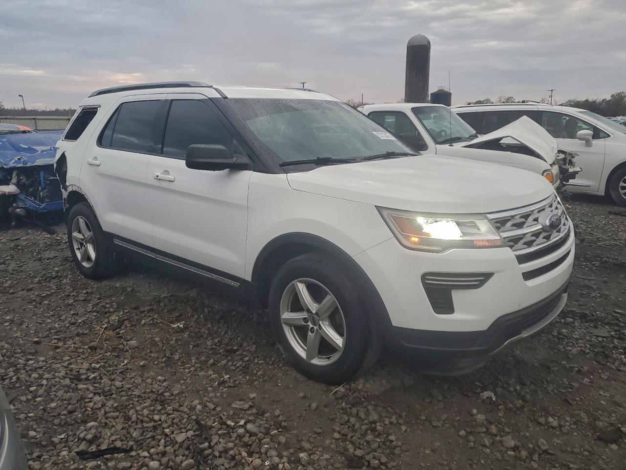 2019 Ford Explorer Xlt - Image 4