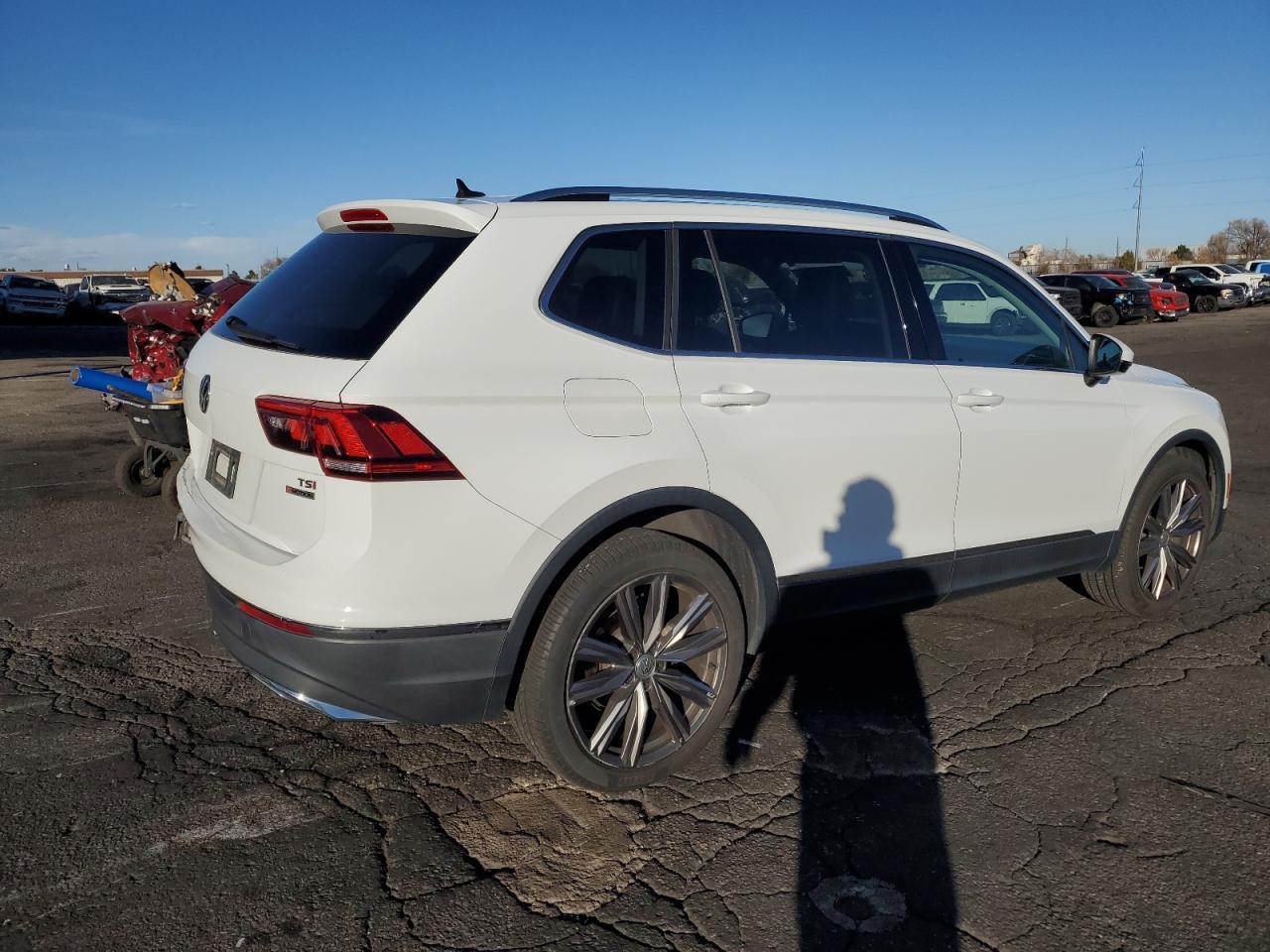 2018 Volkswagen Tiguan Se - Фото 3