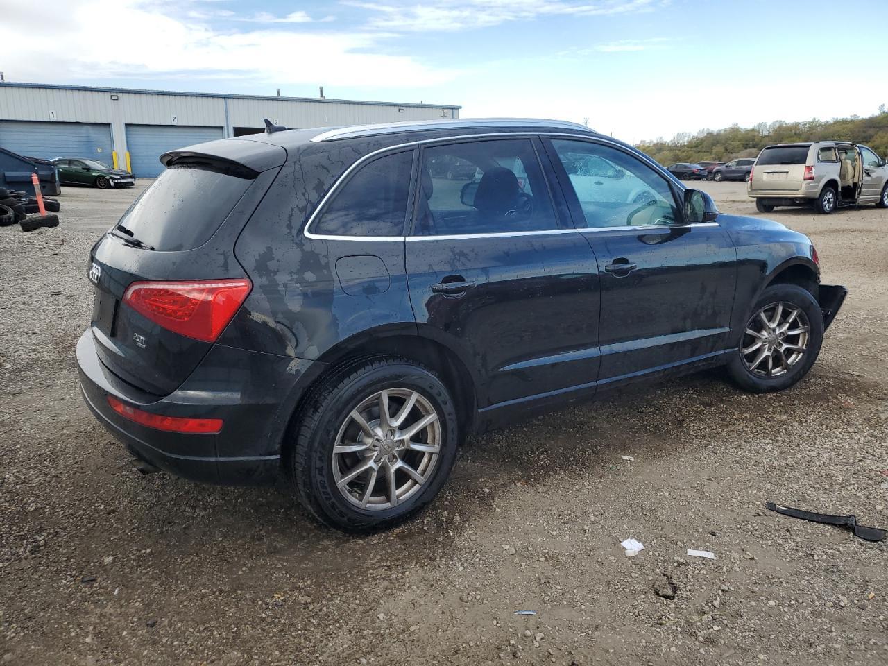 2011 Audi Q5 Premium Plus - Фото 3