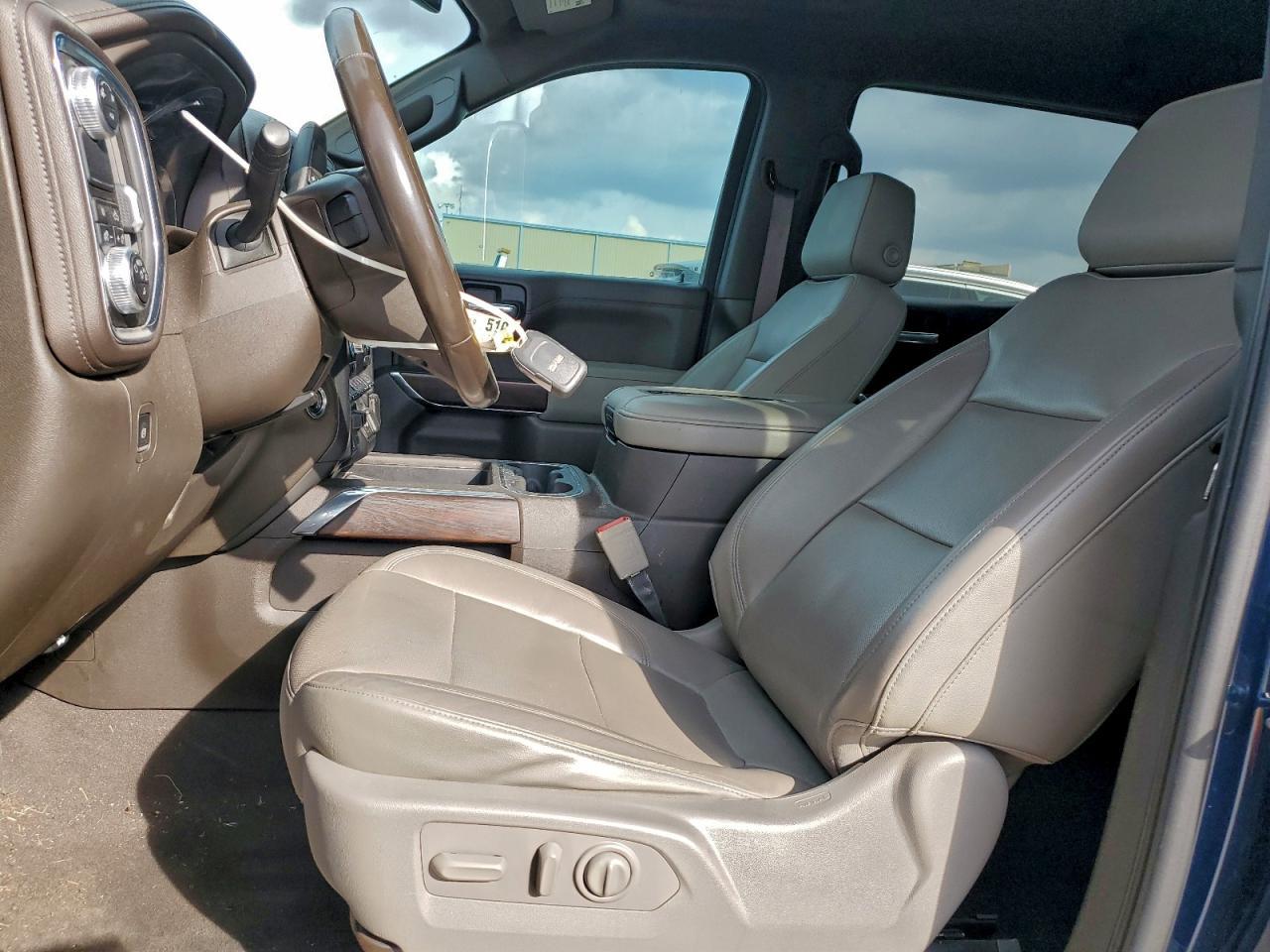 2019 GMC Sierra C1500 Slt - Image 7