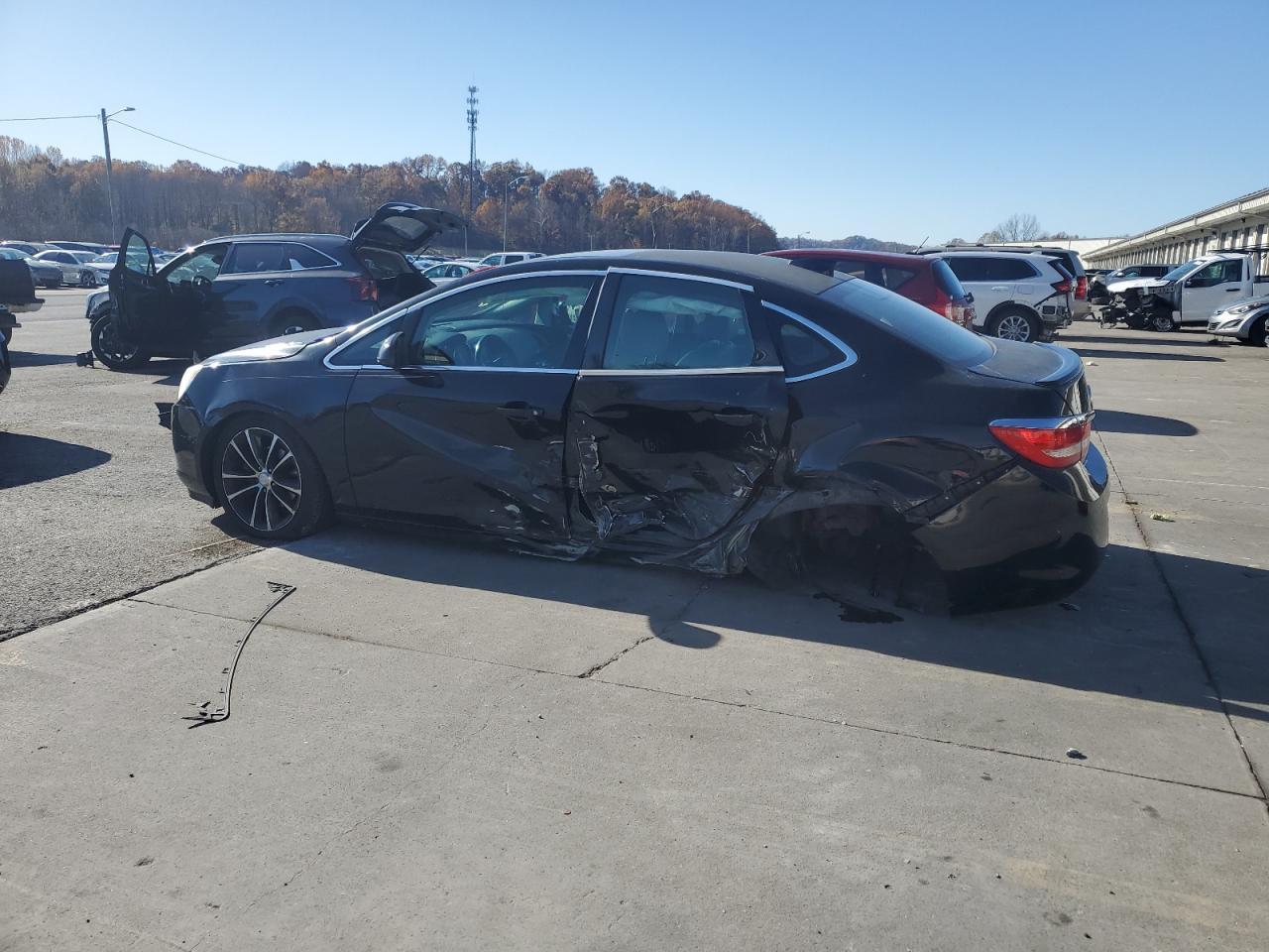 2016 Buick Verano Sport Touring - Фото 2