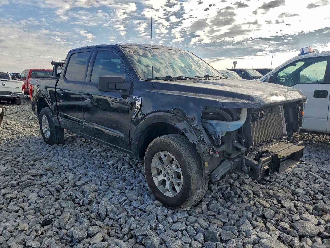 2023 Ford F150 Supercrew - Фото 4