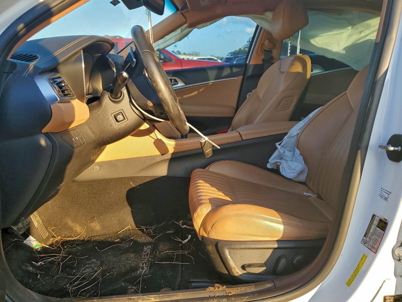 2022 Genesis G70 Base - Фото 7