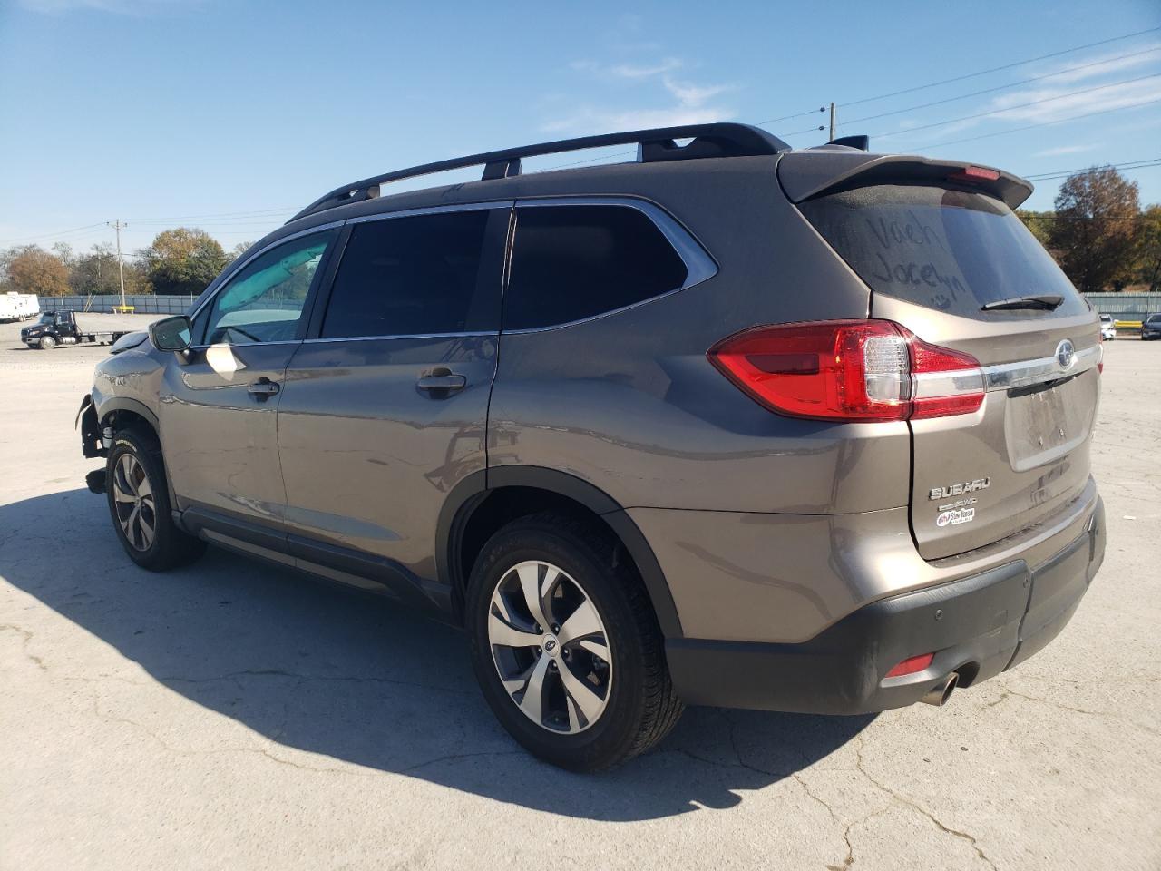 2022 Subaru Ascent Premium - Фото 2