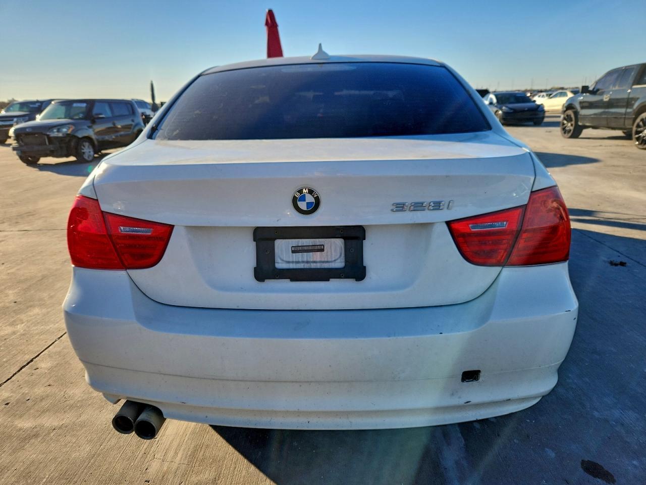 2011 BMW 328 Xi Sulev - Фото 6