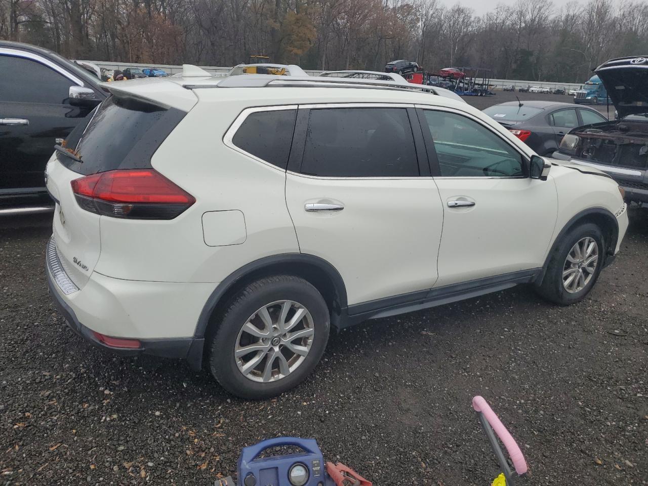 2017 Nissan Rogue Sv - Фото 3