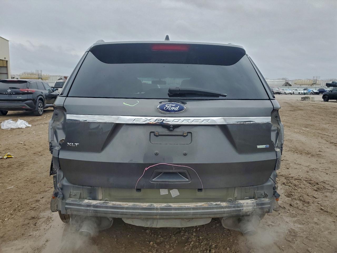 2016 Ford Explorer Xlt - Фото 6