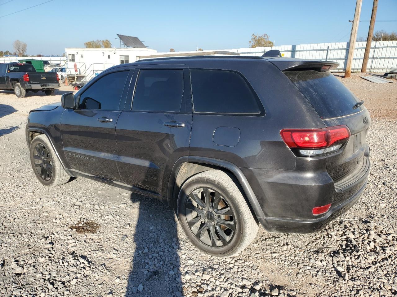 2021 Jeep Grand Cherokee Laredo - Фото 2