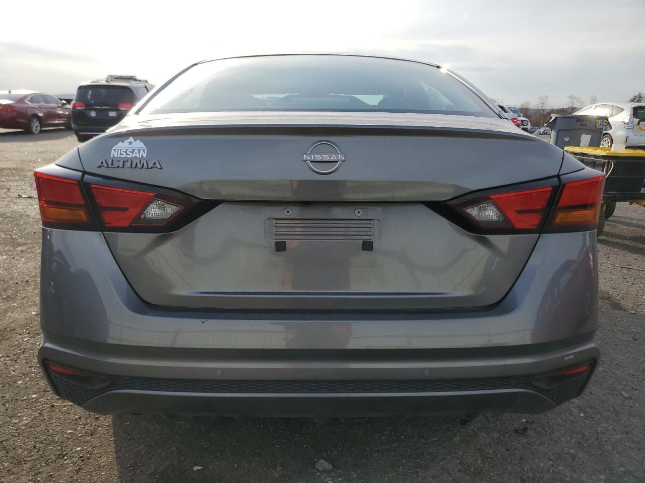 2023 Nissan Altima S - Фото 6