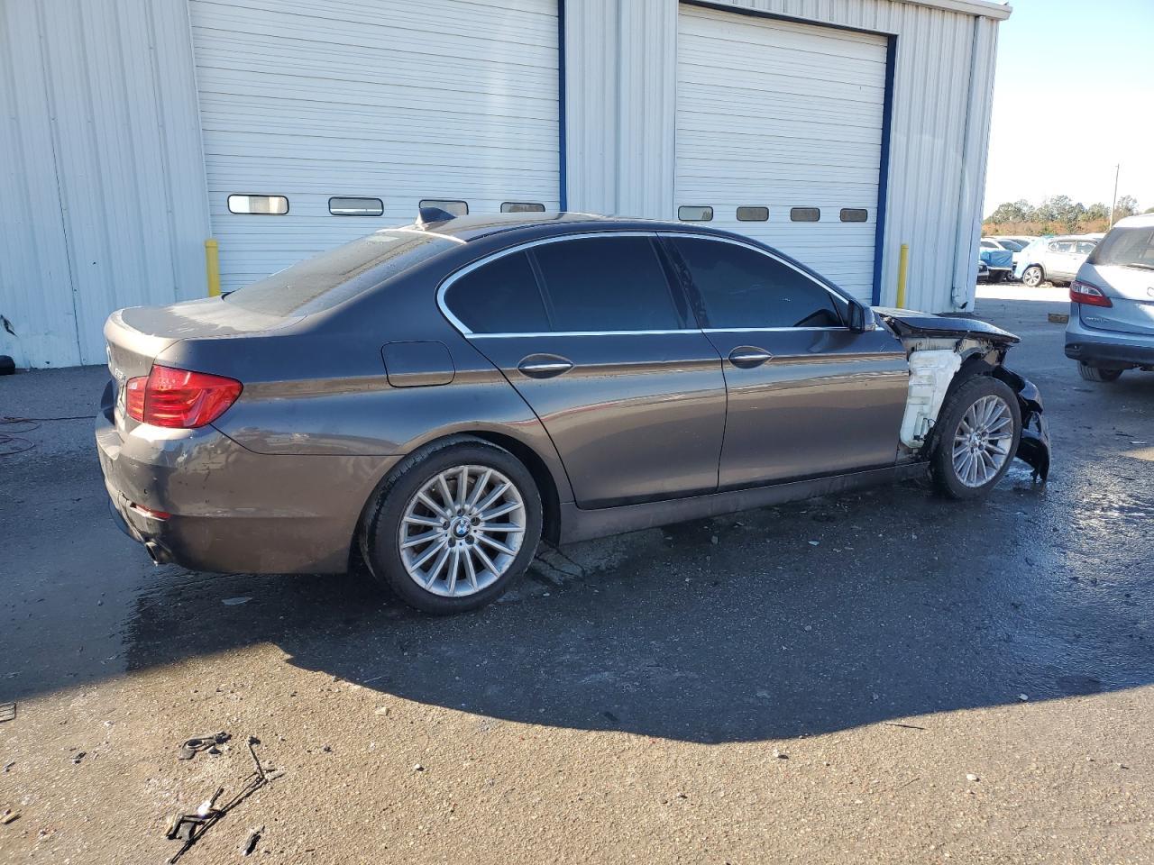 2013 BMW 535 I - Image 3
