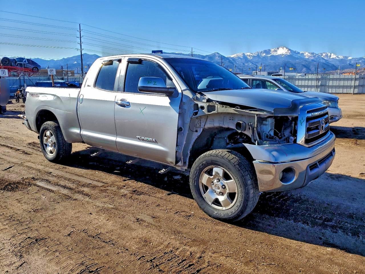 2011 Toyota Tundra Double Cab Sr5 - Image 4