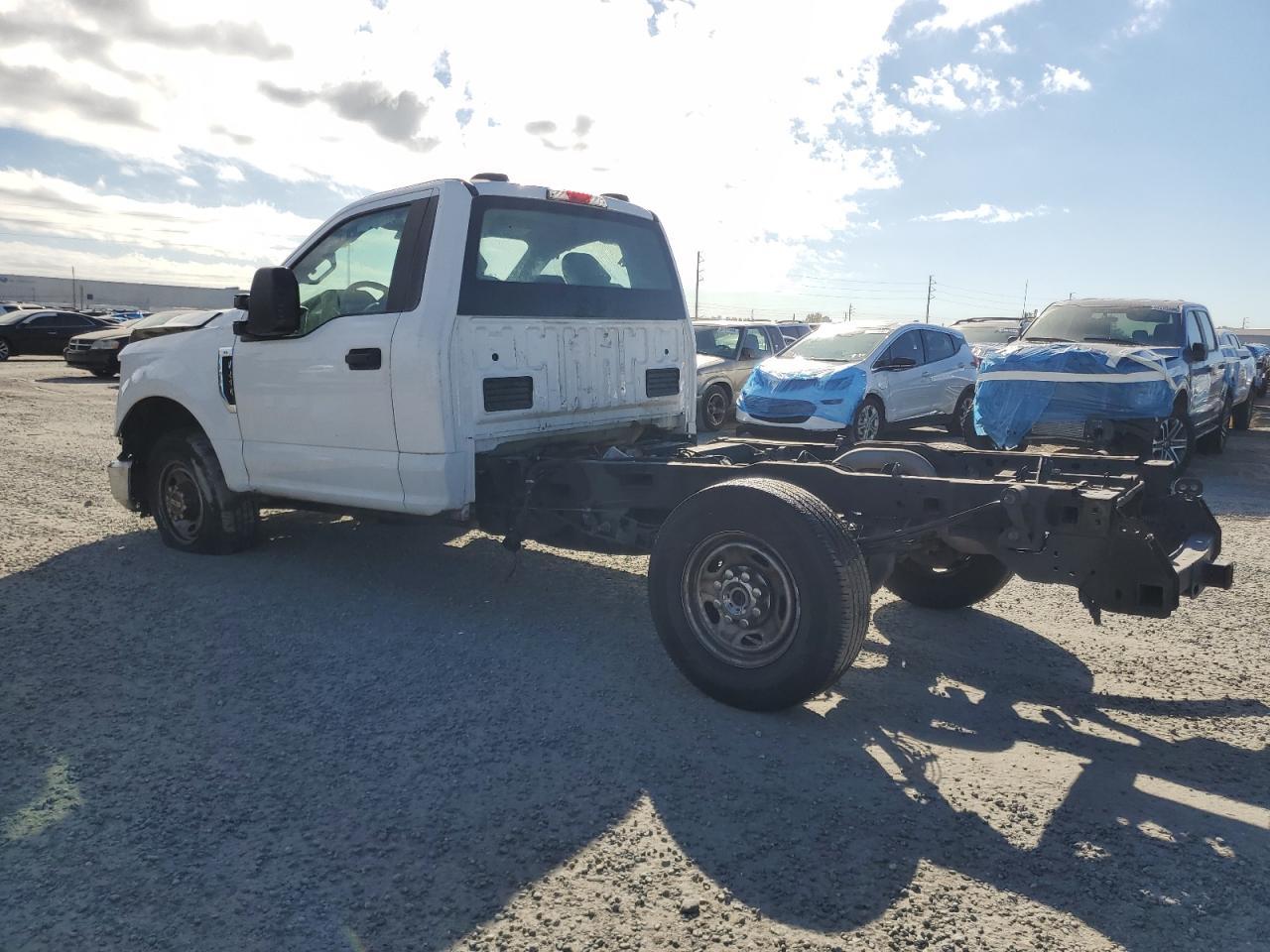 2021 Ford F250 Super Duty - Image 2