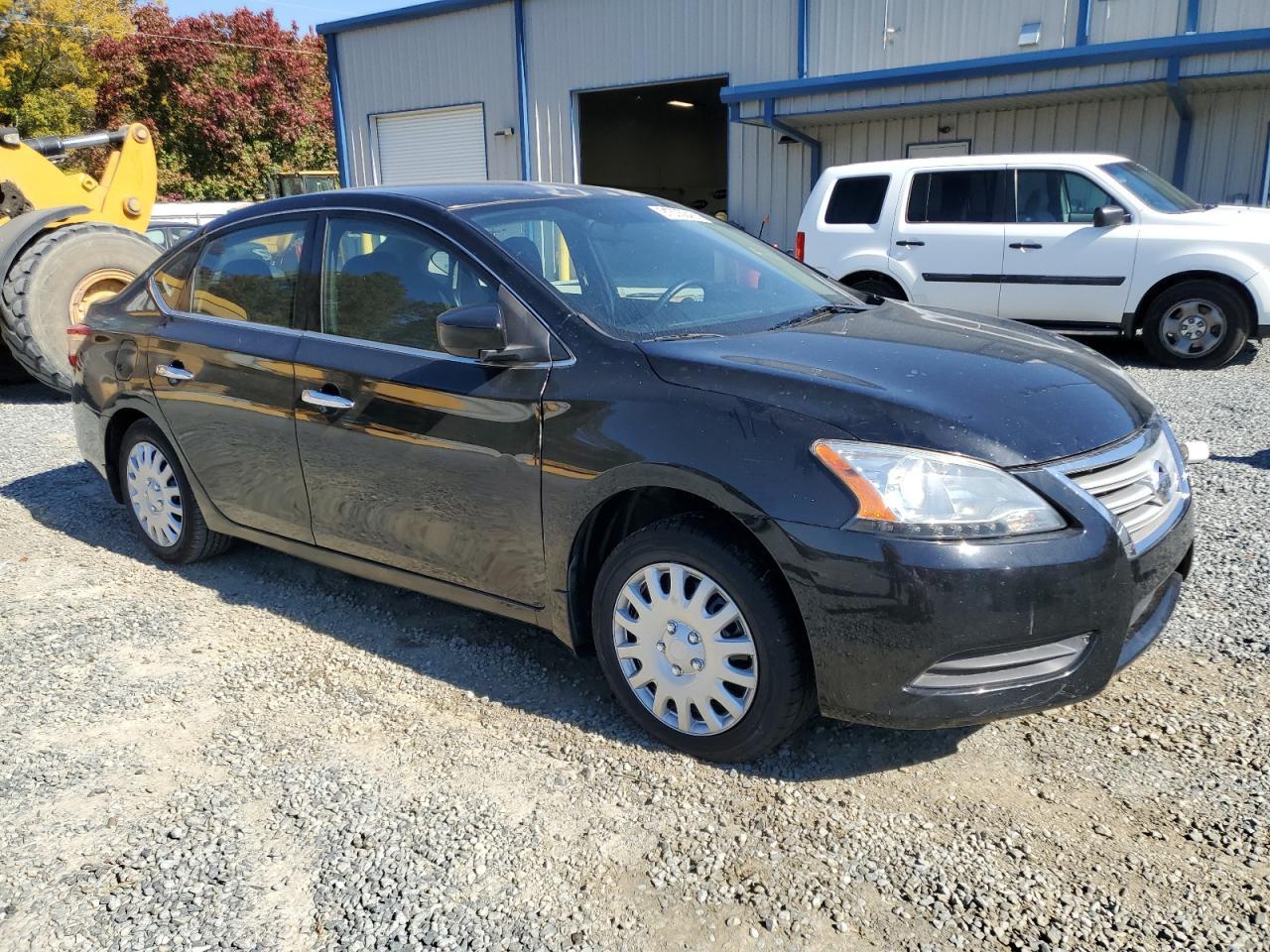 2015 Nissan Sentra S - Фото 4