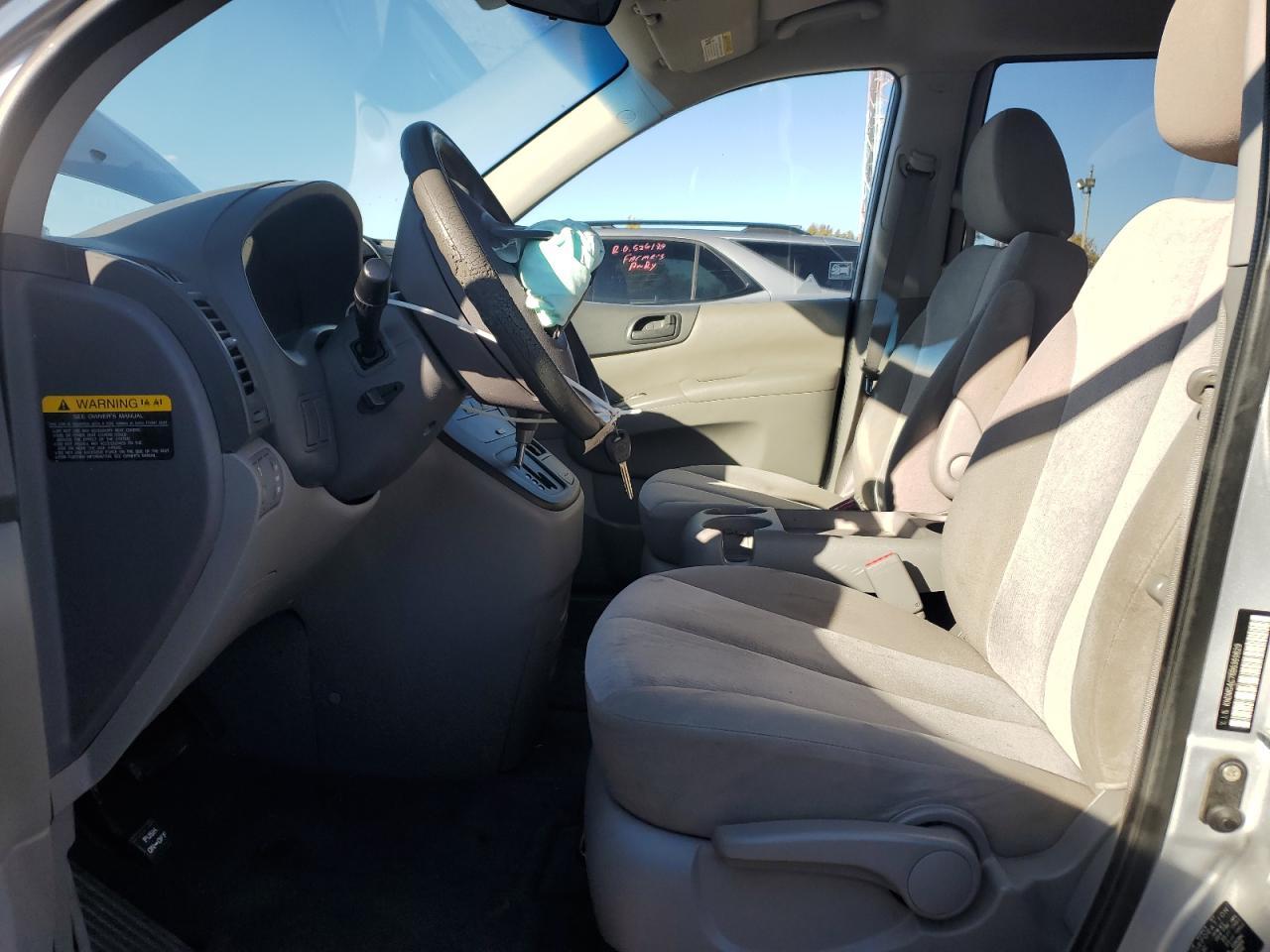 2011 Kia Sedona Lx - Фото 7