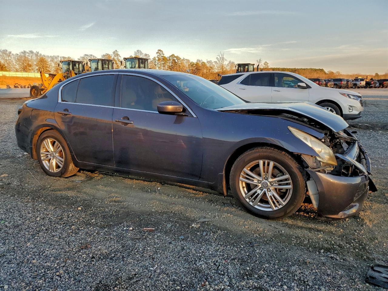 2010 Infiniti G37 - Фото 4