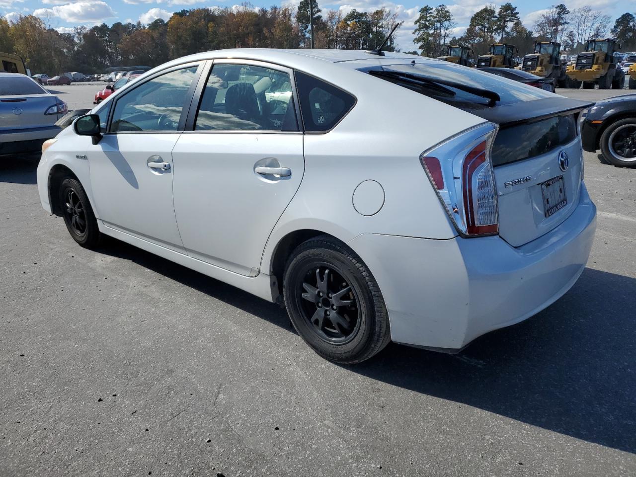 2013 Toyota Prius - Image 2