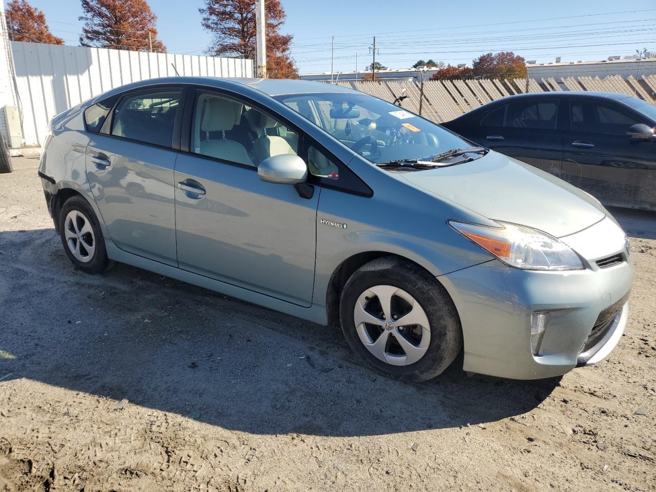 2013 Toyota Prius - Фото 4