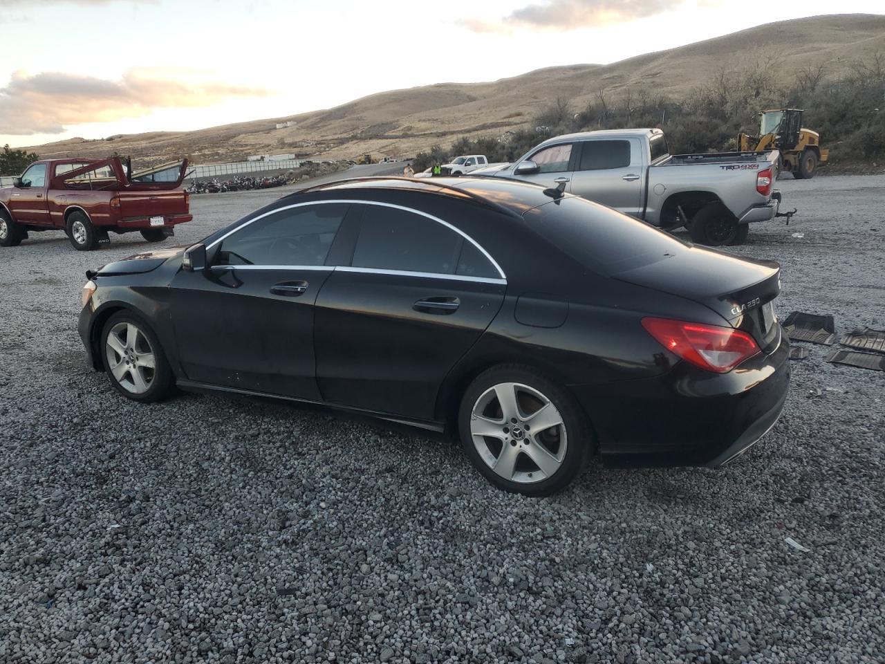 2018 Mercedes-Benz Cla 250 - Фото 2