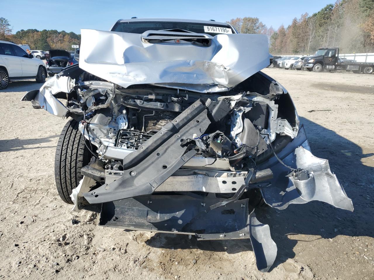 2019 Toyota 4Runner Sr5/Sr5 Premium - Image 5