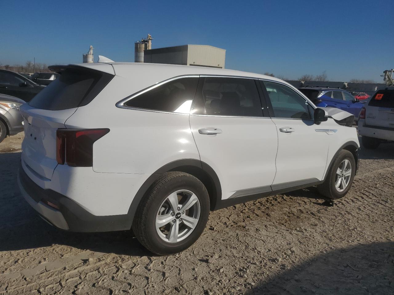 2025 Kia Sorento Lx - Фото 3