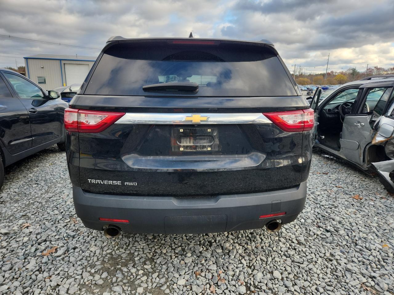 2019 Chevrolet Traverse Ls - Фото 6