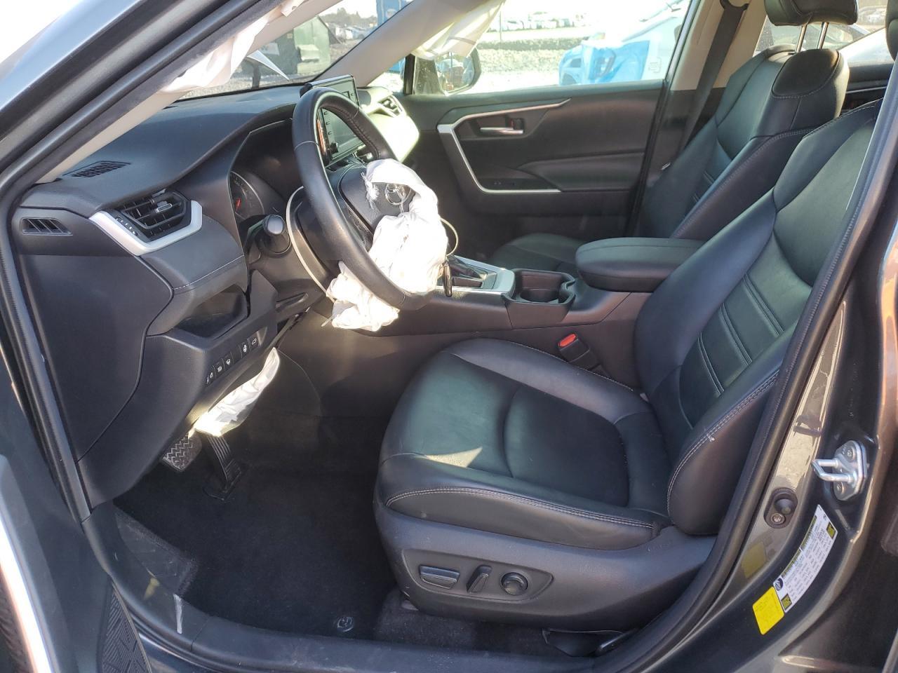 2019 Toyota Rav4 Xle Premium - Image 7