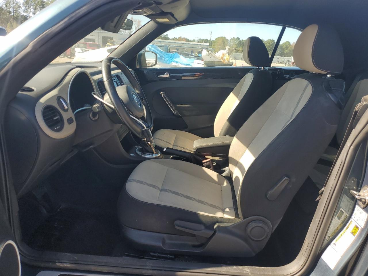 2018 Volkswagen Beetle S - Фото 7