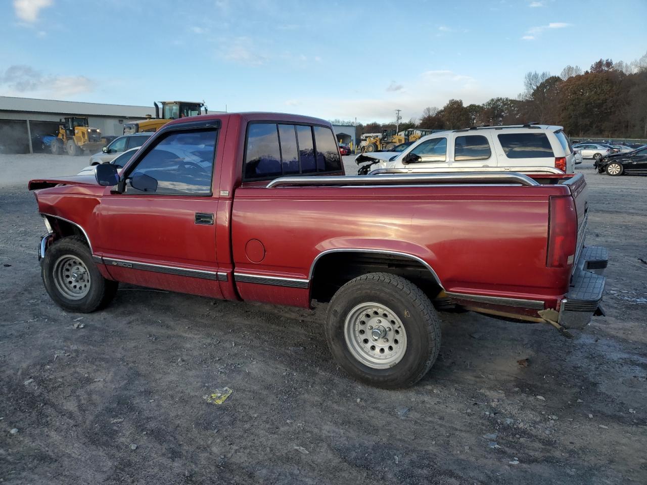 1990 Chevrolet Gmt-400 C1500 - Image 2
