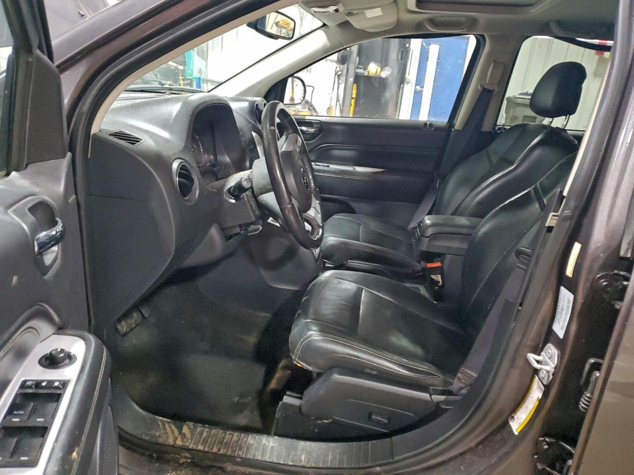 2016 Jeep Compass Latitude - Фото 7