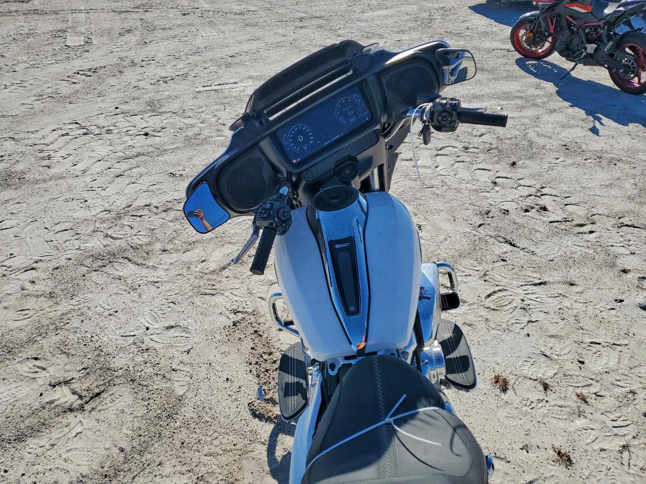 2024 Harley-Davidson Flhx - Фото 6