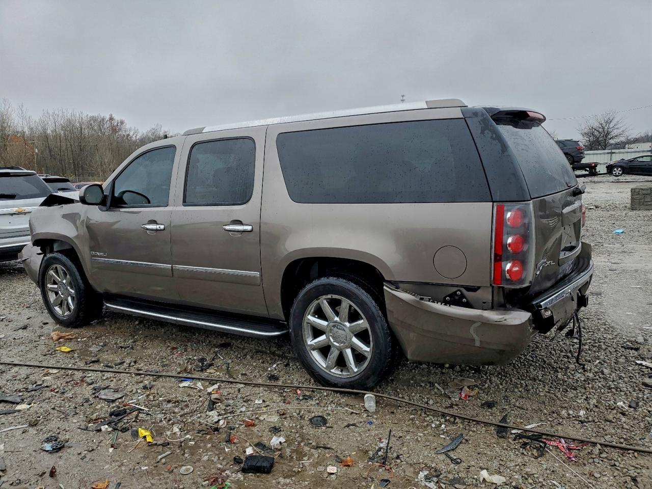 2012 GMC Yukon Xl Denali - Фото 2