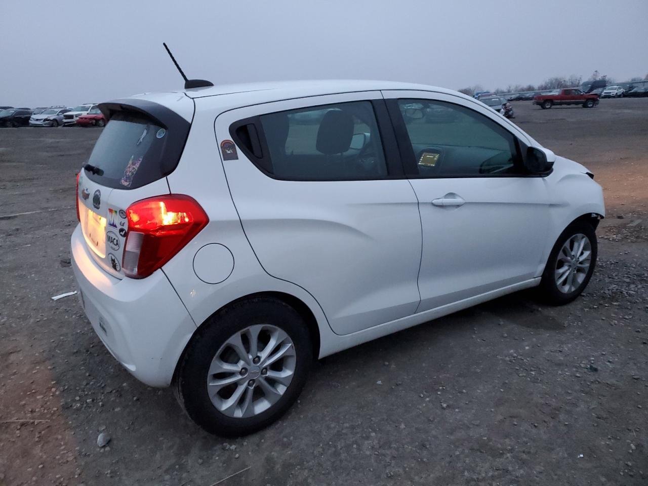 2020 Chevrolet Spark 1Lt - Фото 3