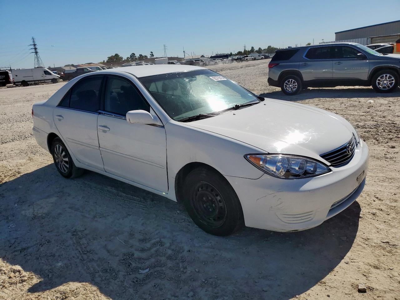 2005 Toyota Camry Le - Image 4