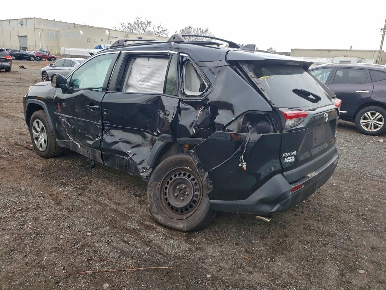 2021 Toyota Rav4 Le - Фото 2