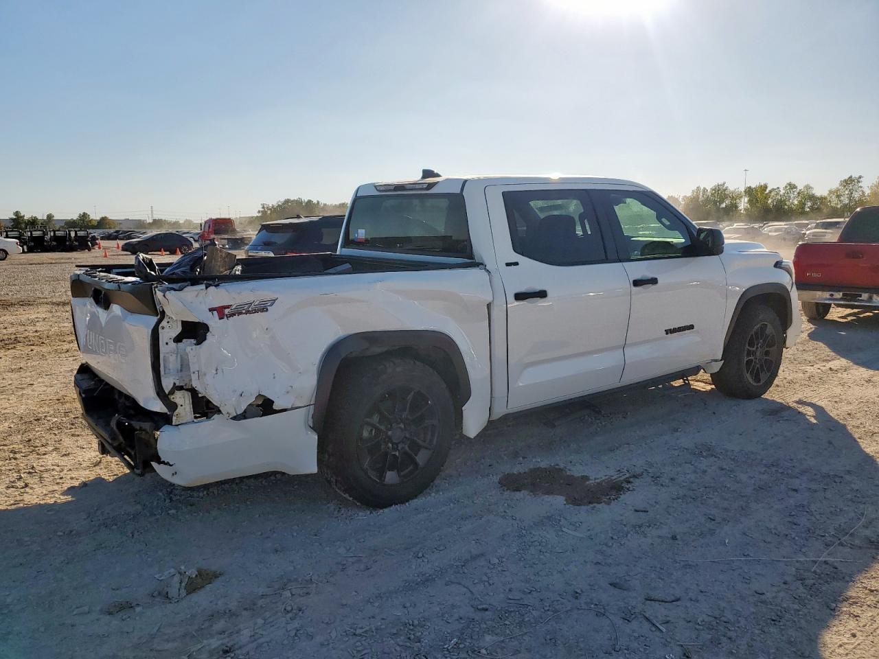 2023 Toyota Tundra Crewmax Sr - Фото 3