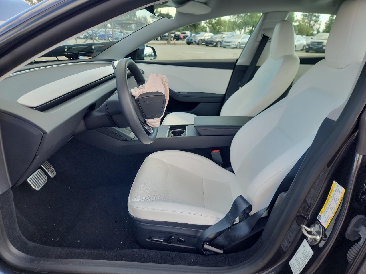 2024 Tesla Model 3 - Фото 7