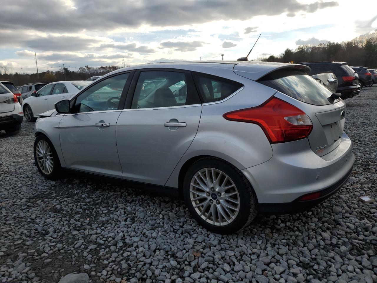2014 Ford Focus Titanium - Фото 2