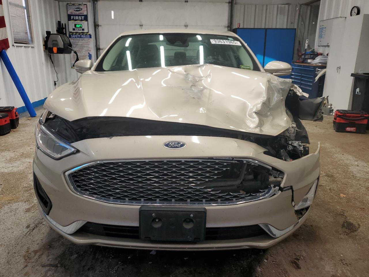 2019 Ford Fusion Titanium - Фото 5