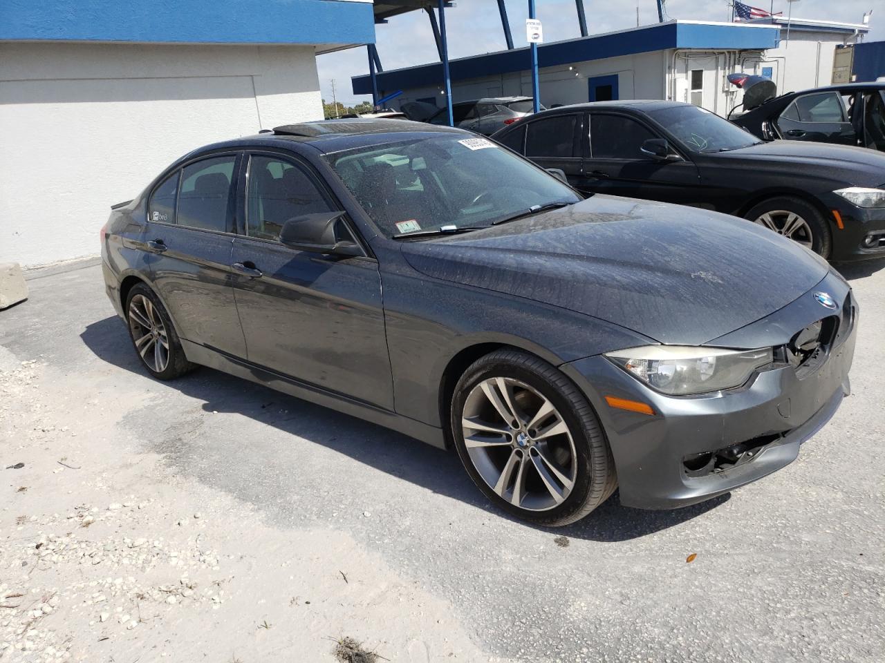 2015 BMW 320 I xDrive - Image 4