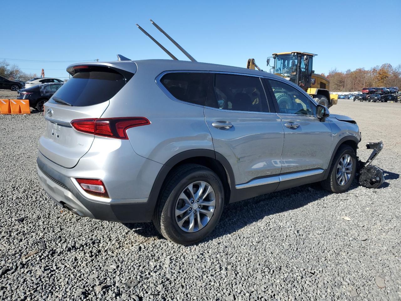 2020 Hyundai Santa Fe Sel - Image 3