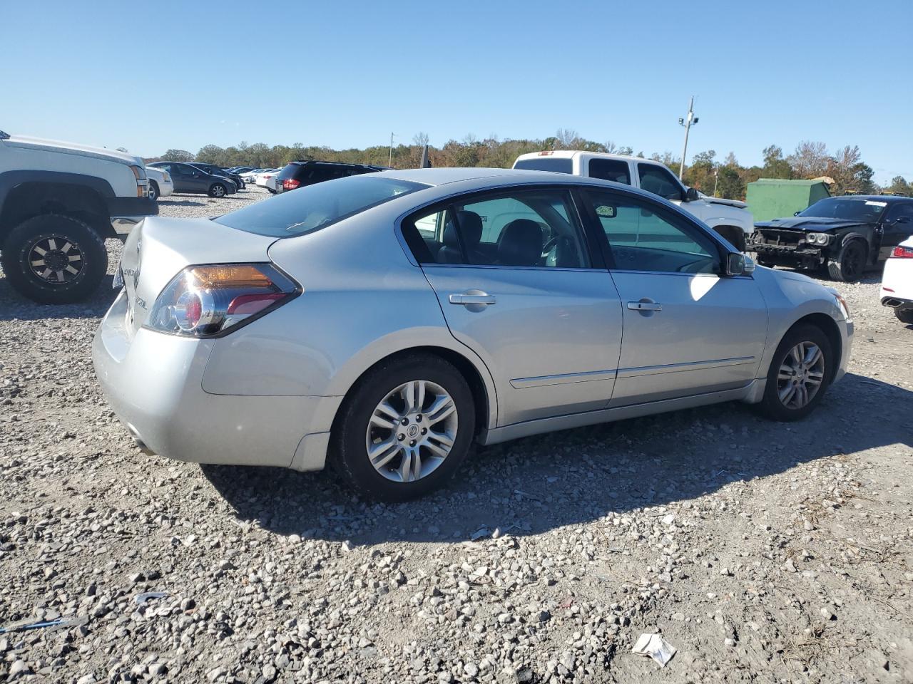 2010 Nissan Altima Base - Фото 3
